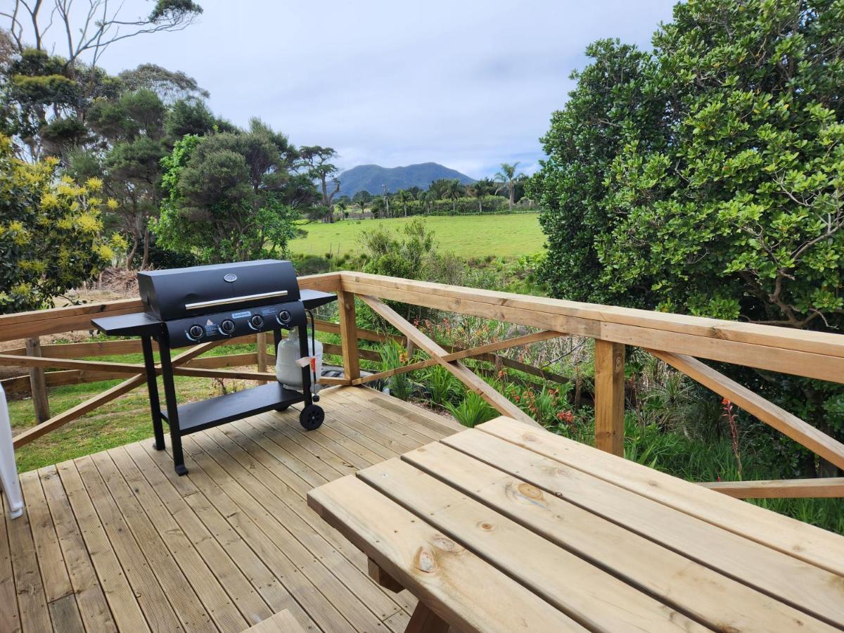 Вилла Whalers Retreat Pukenui Экстерьер фото